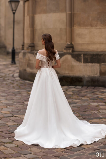 Rochie de mireasa tip A-line Bellara 011_1-scaled