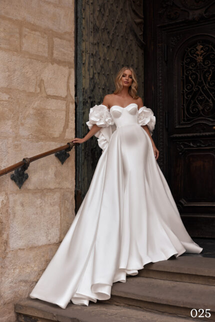 Rochie de mireasa tip sirena cu trena Bellara 025-1-scaled