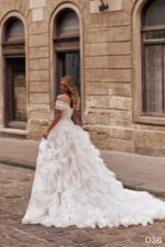 Rochie de mireasa tip sirena cu trena Bellara 036-1-scaled