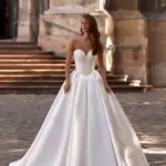 Rochie de mireasa tip printesa Bellara 013