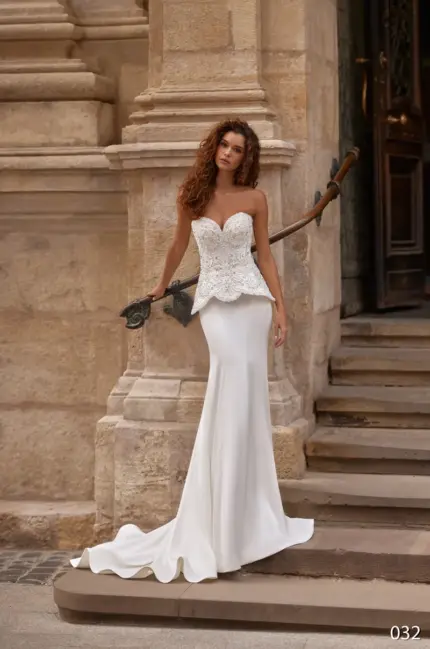 Rochie de mireasa tip sirena cu corset Bellara 032